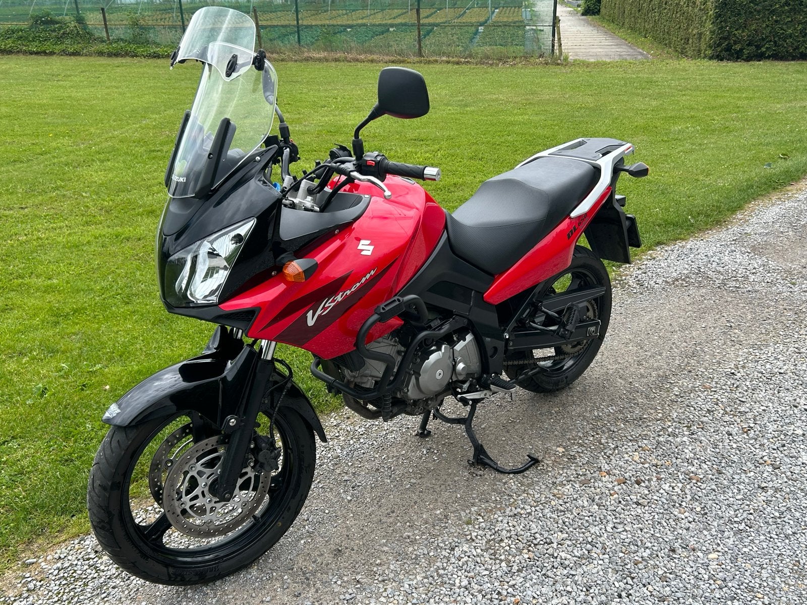 Suzuki V-Strom DL650 - Rode Toermotor, Motoren, Motoren | Suzuki, 2 cilinders, Motorrijbewijs A, Gebruikt, Particulier