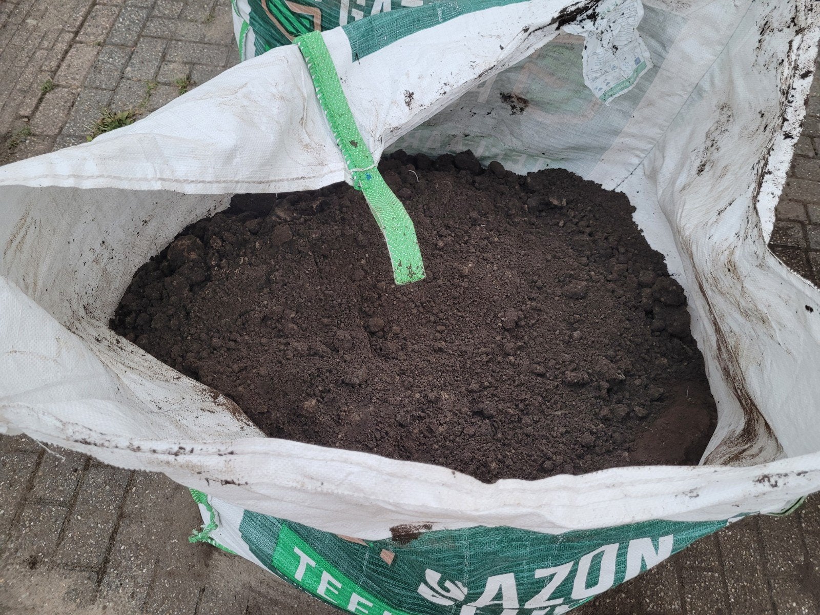 Gratis zwarte tuinaarde, Ophalen, Tuinaarde
