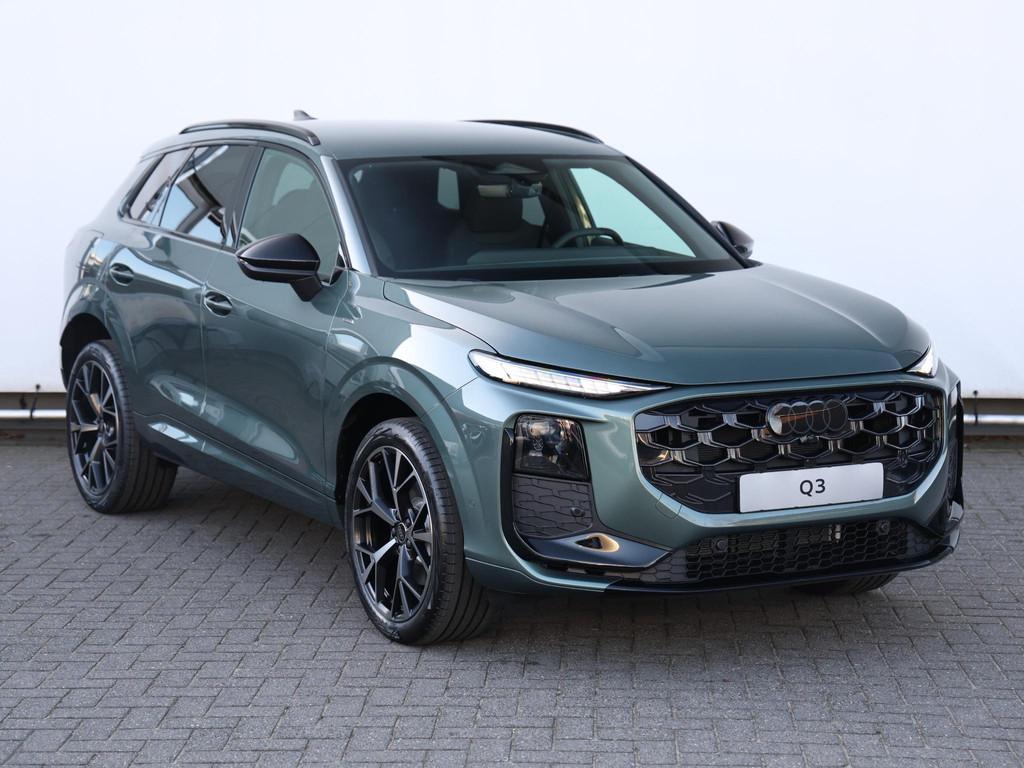 Audi Q3 S edition e-hybrid 272 PK Hatchback 6 ver | Tech plu, Auto's, Audi, 1800 kg, 1498 cc, 4 cilinders, 150 min