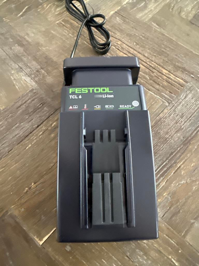 Nieuwe Festool TCL 6 Li-Ion Acculader, Ophalen of Verzenden, Zo goed als nieuw