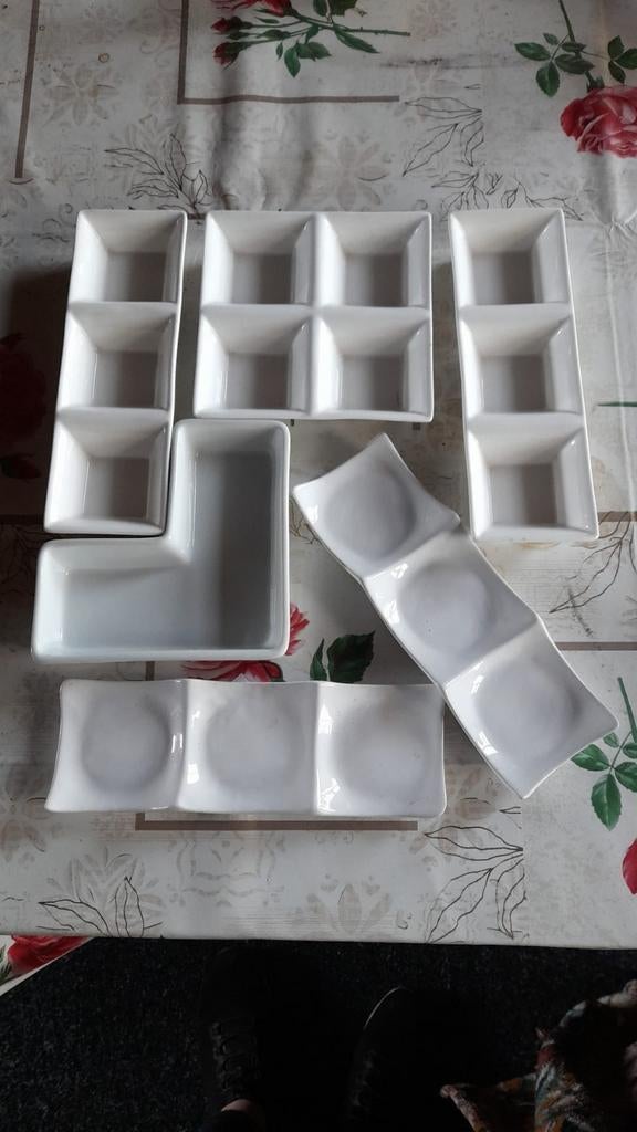 Vierkante bakjes, Huis en Inrichting, Keuken | Servies, Ophalen of Verzenden, Effen, Aardewerk, Schaal of Schalen
