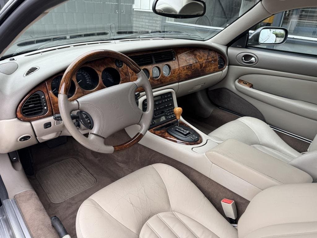 Jaguar XKR 4.0 V8 Coupé, foto 2