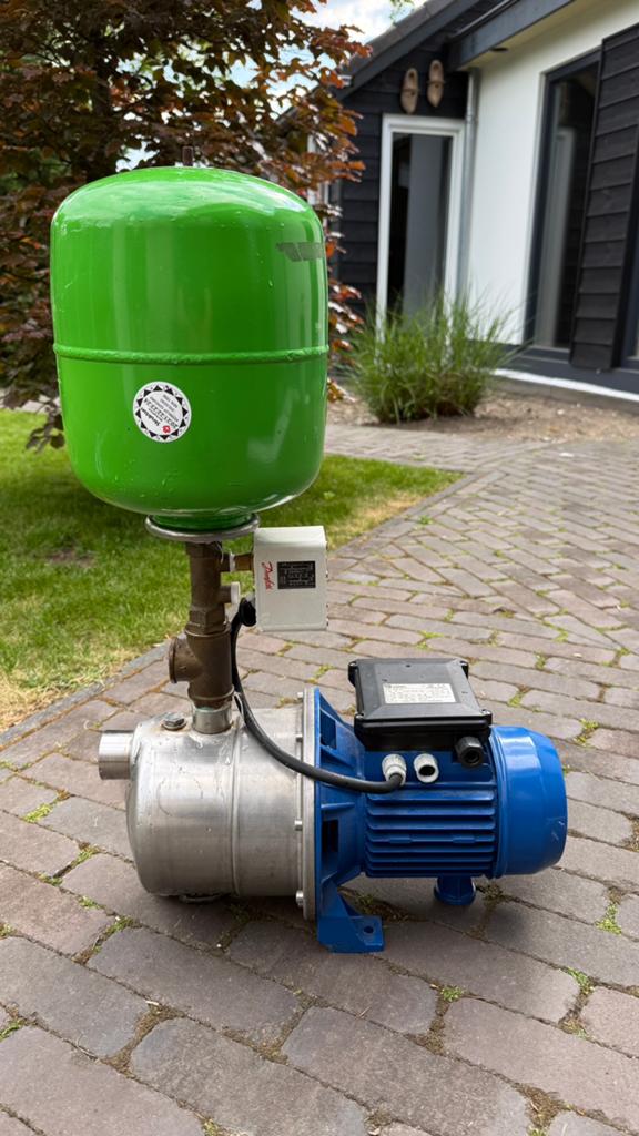 Hydrofoorpomp met expansievat, Ophalen of Verzenden, Gebruikt