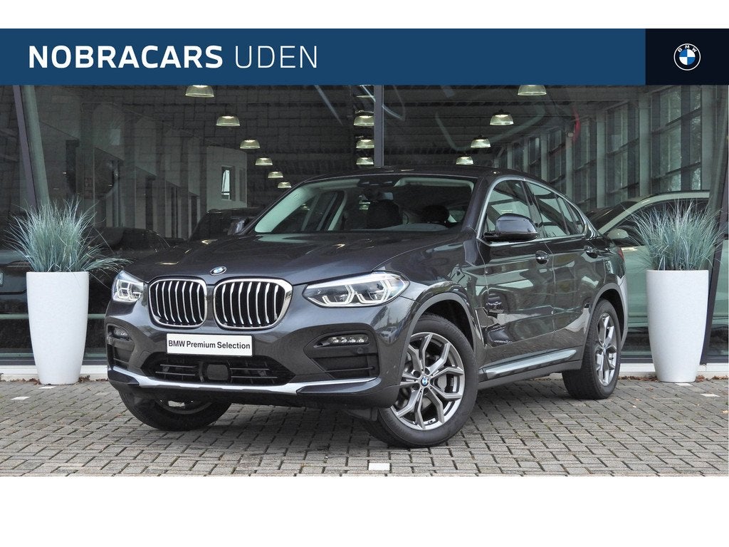 BMW X4 xDrive30i xLine Automaat / Adaptieve LED / Sportstoel