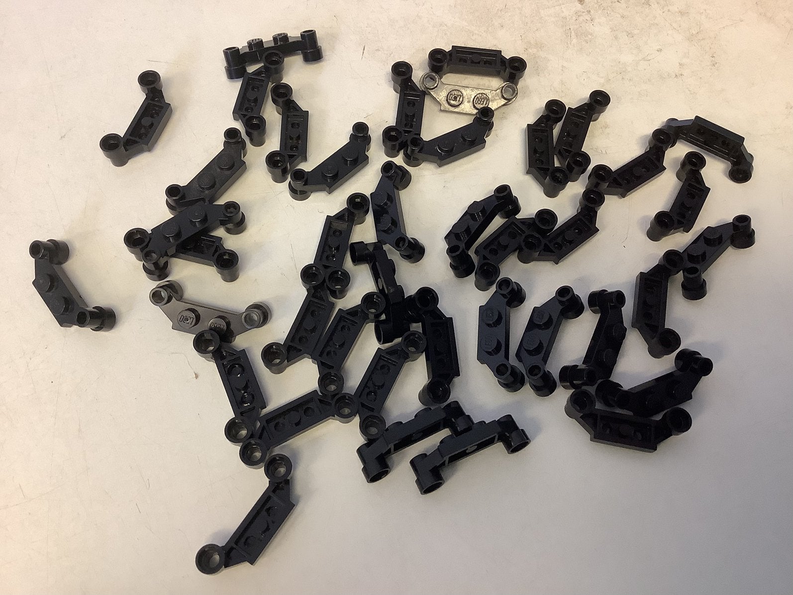 Lego plaat aangepast 1x4 offset zwart, Ophalen of Verzenden, Gebruikt, Losse stenen, Lego