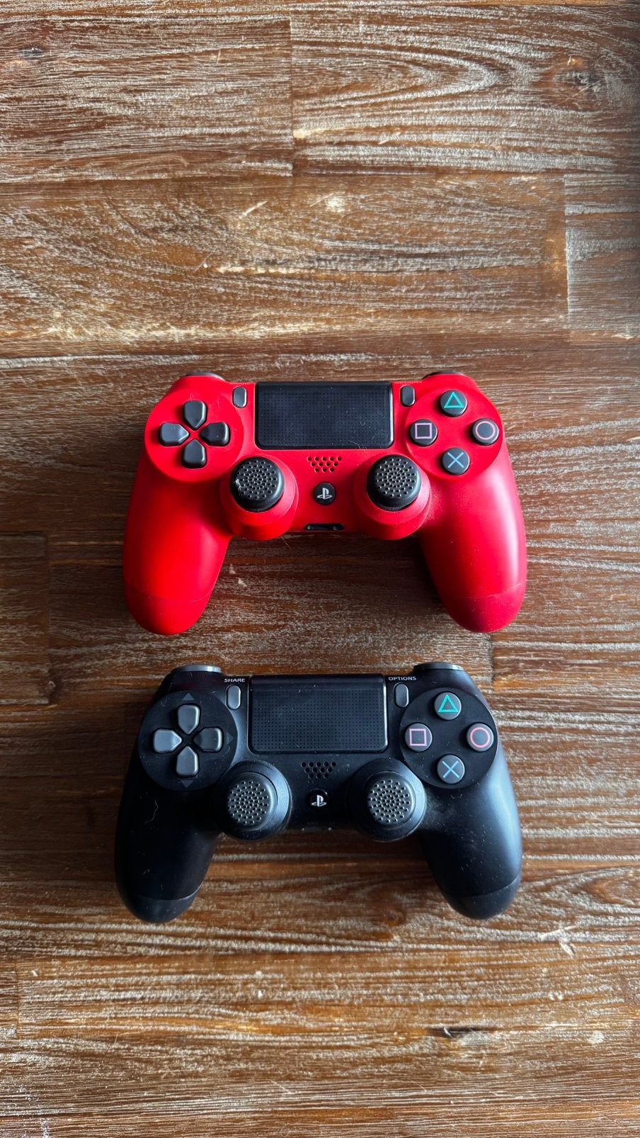 2 Original Sony PS4 DualShock 4 Controllers, Ophalen, Zo goed als nieuw, Controller, PlayStation 4