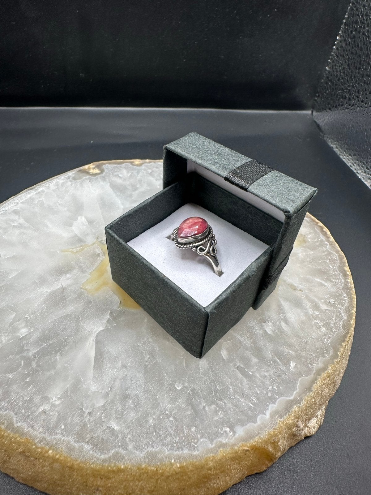 Zilveren Robijn Ring - Maat 18, 18 tot 19, Nieuw, Ophalen of Verzenden, X