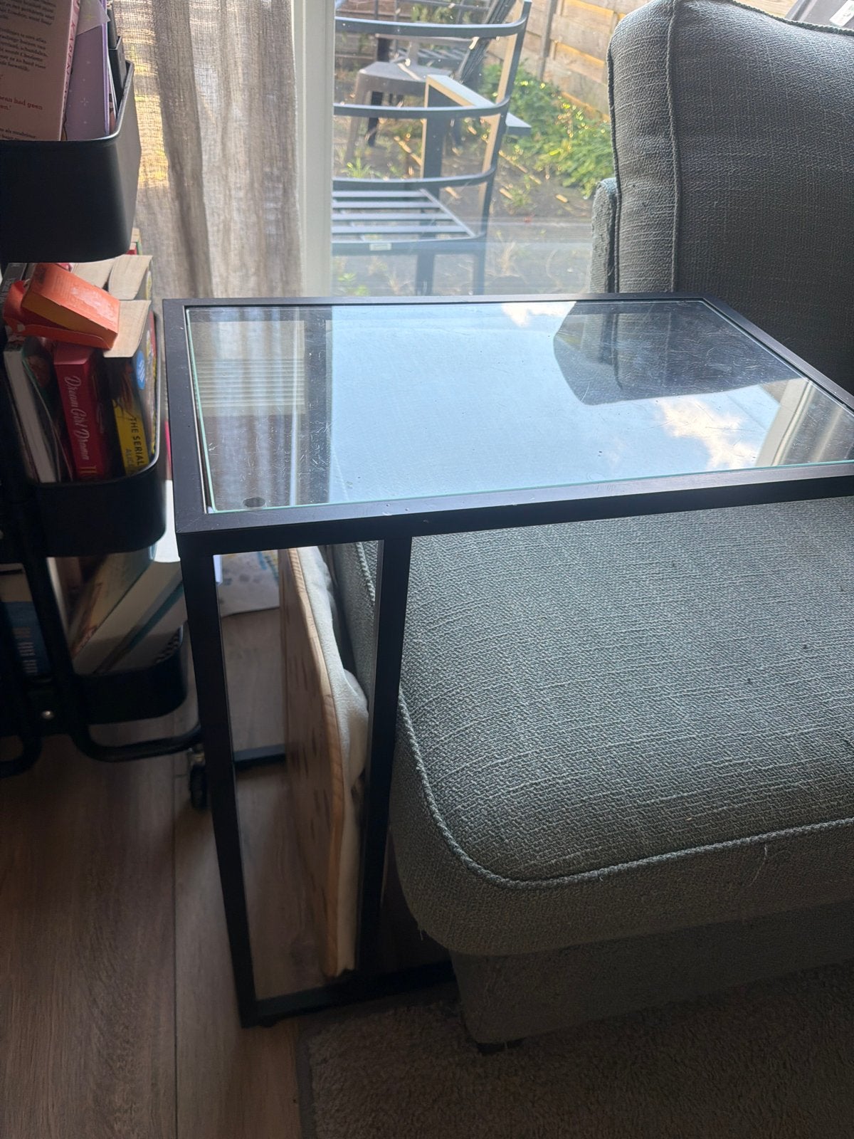 IKEA Laptoptafel met glazen blad, Ophalen, Minder dan 55 cm, Gebruikt, Glas