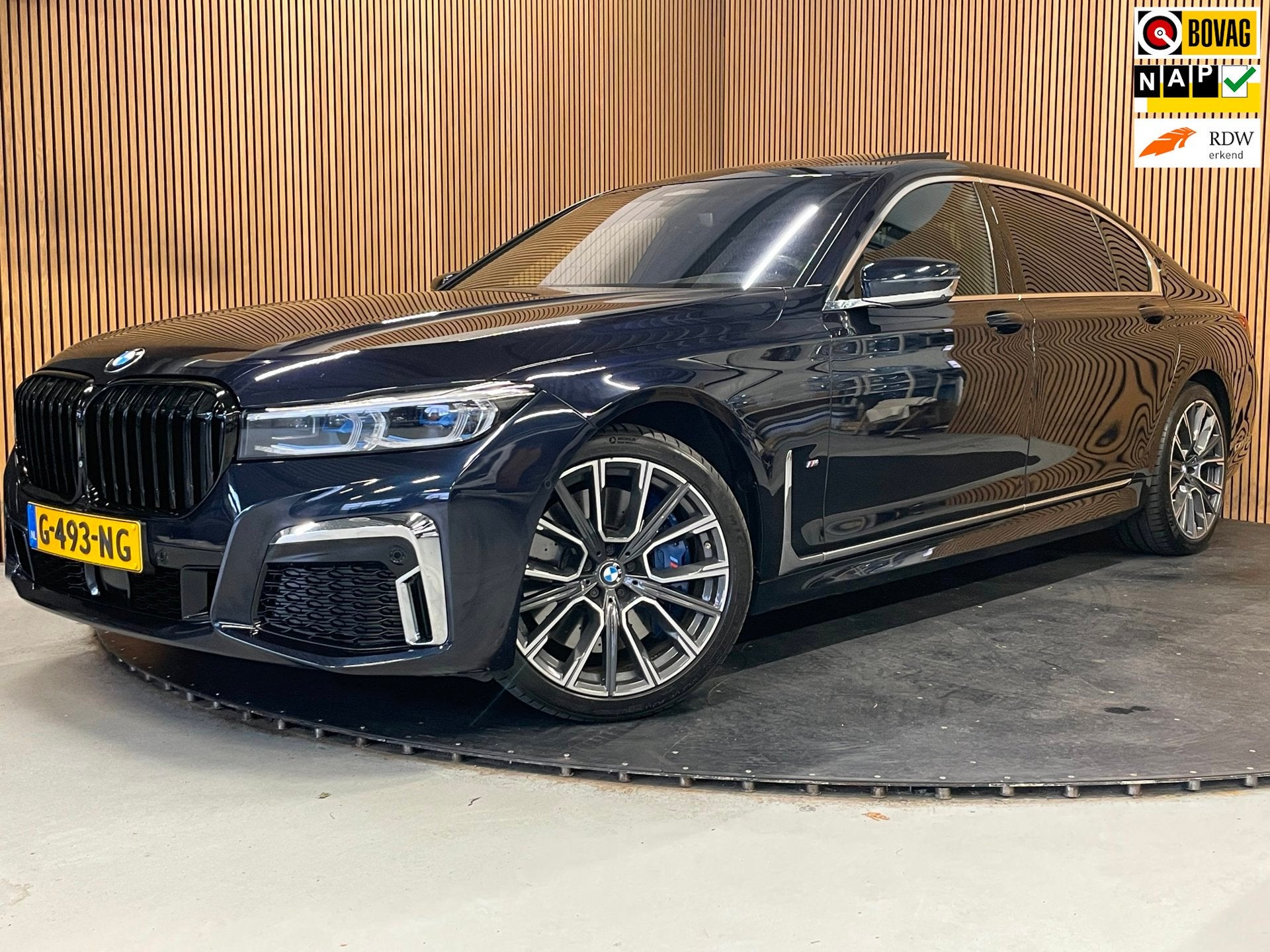 BMW 7-serie 750Ld xDrive High Executive|FULL OPTION|STOELVEN, Auto's, Automaat, Gebruikt, 2993 cc, 241 €/maand