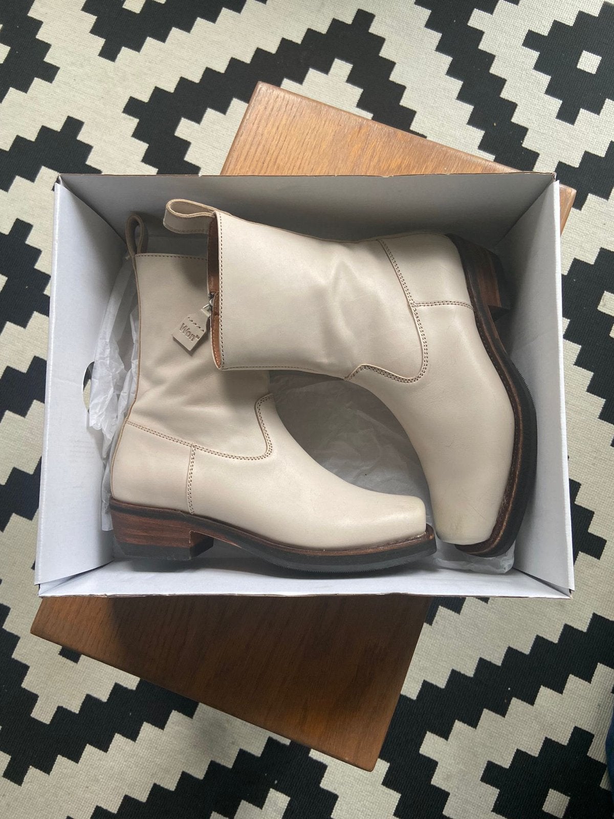Nieuwe Won Hundred Barcelona Creme laarzen, Kleding | Dames, Schoenen, Ophalen, Nieuw, Beige, Lage of Enkellaarzen