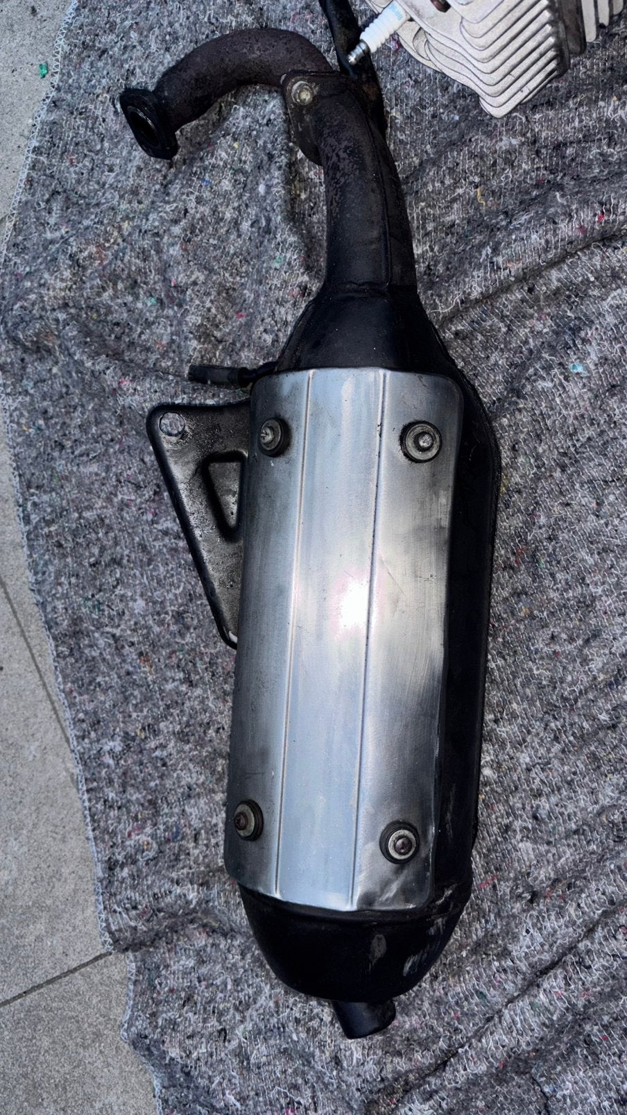 Nette originele sm06, Fietsen en Brommers, Brommeronderdelen | Scooters, Ophalen, Zo goed als nieuw, Uitlaat, Piaggio