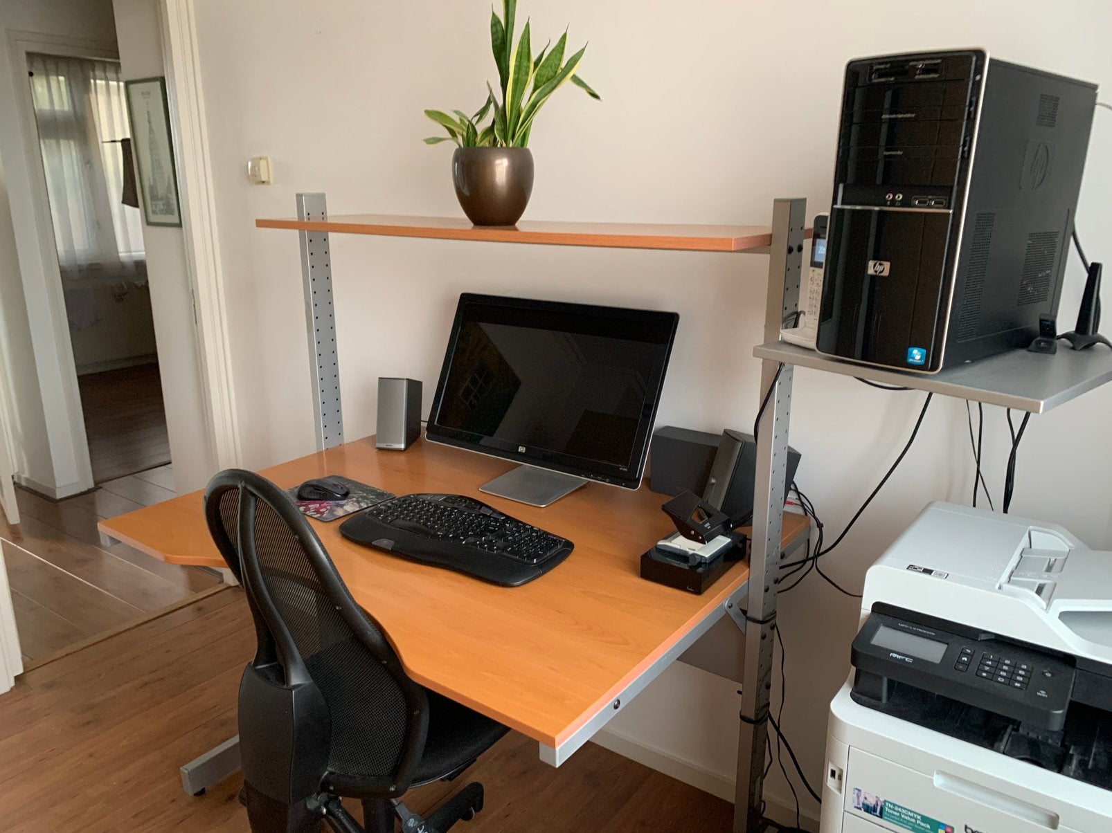 Z.g.a.n. bureau, Huis en Inrichting, Bureaus, Ophalen, Zo goed als nieuw, Overige materialen