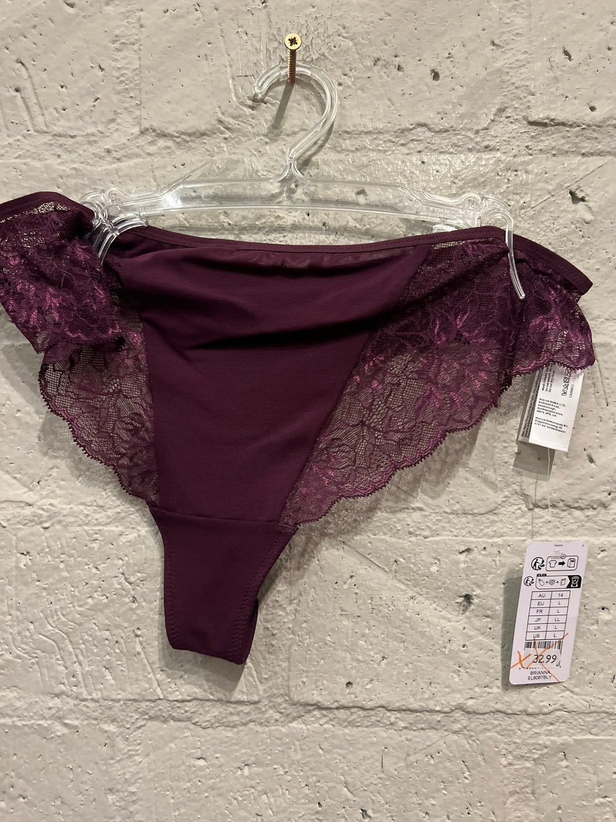 Elomi string maat L 40/42 NIEUW!! Nu €15,-, Ophalen of Verzenden, String