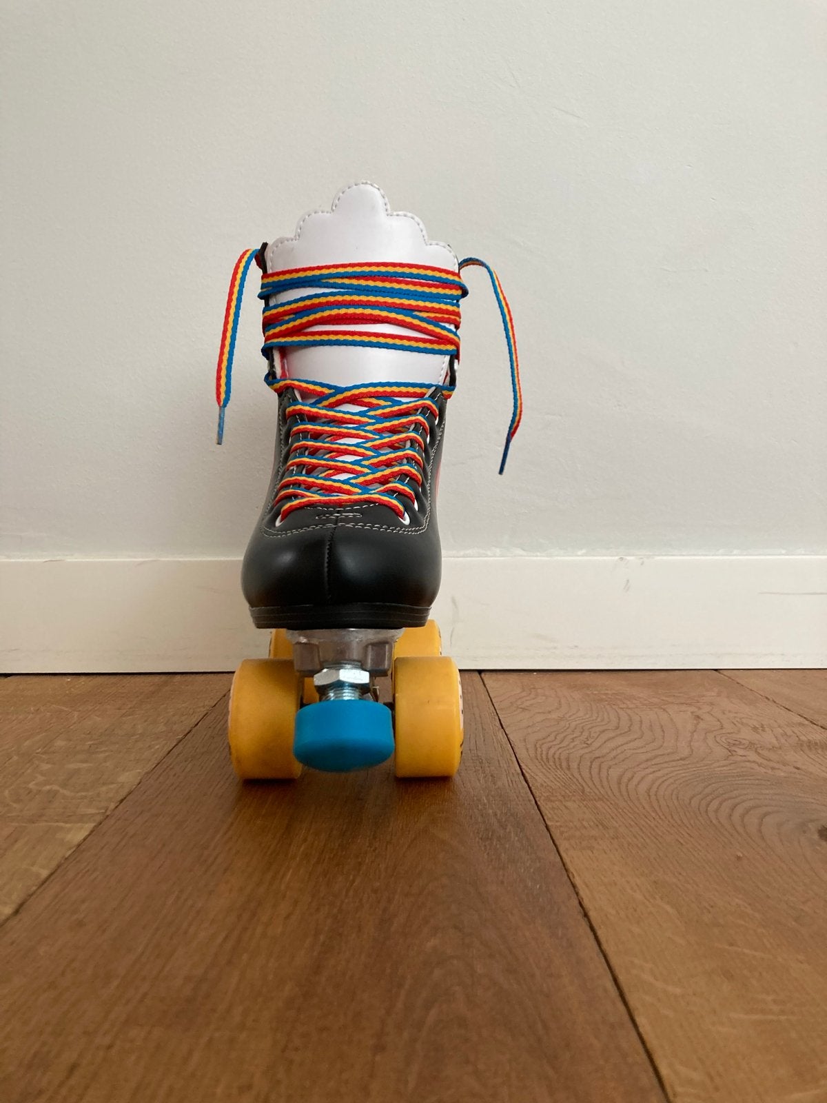 Moxi Rainbow Rider Rollerskates - Maat 38, Overige merken, Overige typen, Ophalen of Verzenden, Zo goed als nieuw