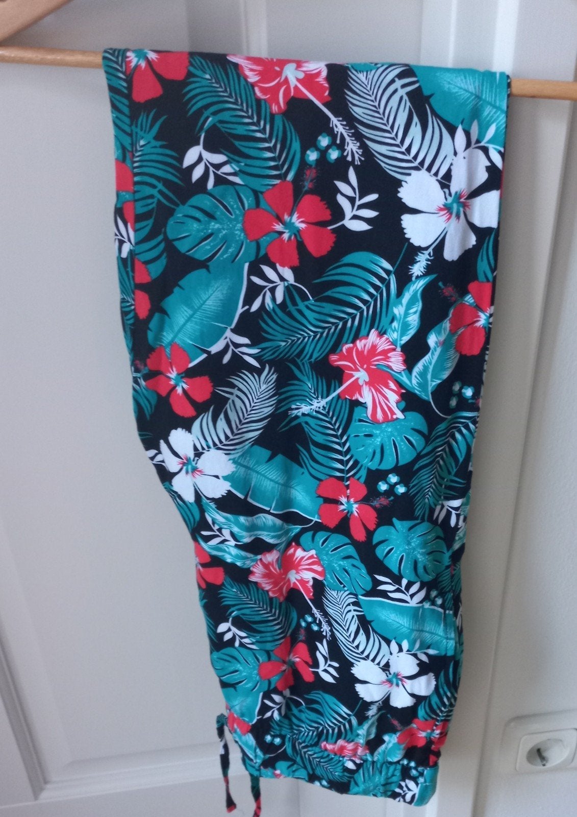 Esmara Tropische Print Broek - Maat 38/40 (M), Maat 38/40 (M), Meerkleurig, Zo goed als nieuw, Lang