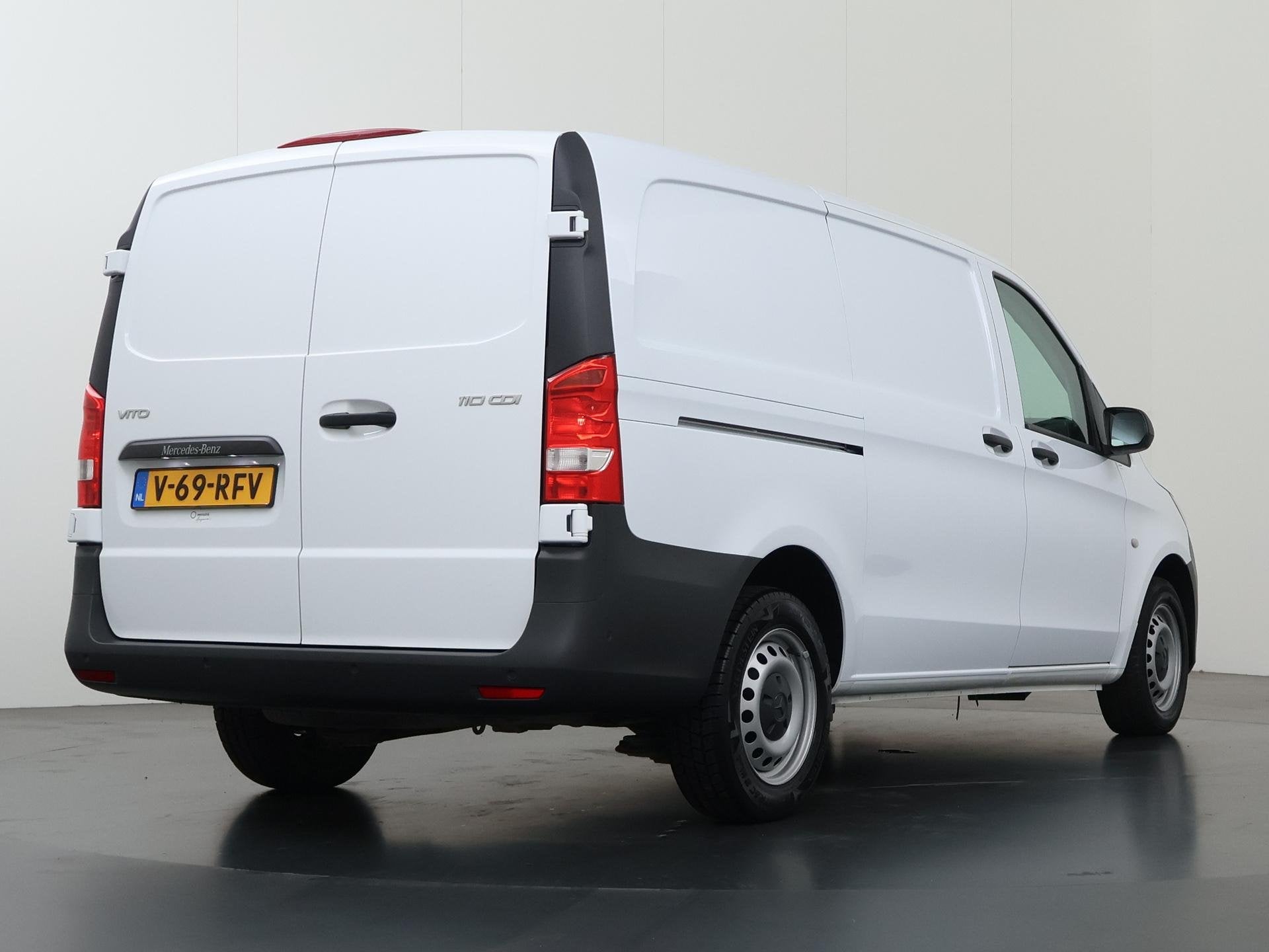 Mercedes-Benz Vito 110 CDI | LANG L2 | AIRCO | NAVIGATIE | C, Auto's, Gebruikt, 4 cilinders, Met garantie (alle), Wit
