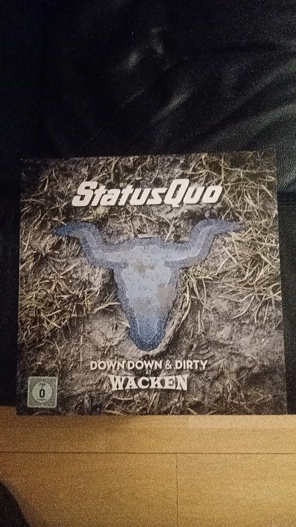 Status Quo Down Down & Dirty at Wacken (Live dubbel LP), Dubbel-LP, Hard Rock, Ophalen of Verzenden, Zo goed als nieuw