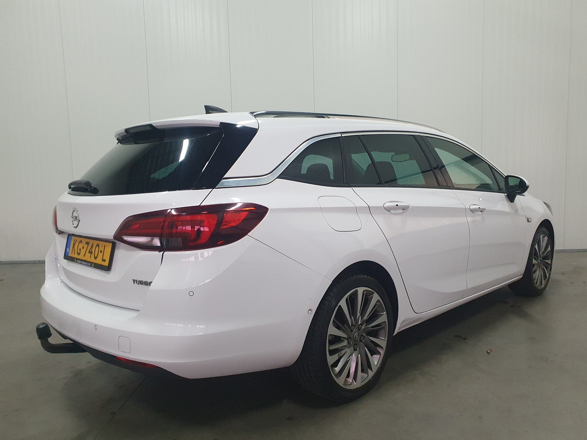 Opel Astra Sports Tourer 1.4 Innovation NAVI/KEYLESS/CRUISE/, Auto's, Opel, Stof, Gebruikt, 4 cilinders, 150 pk
