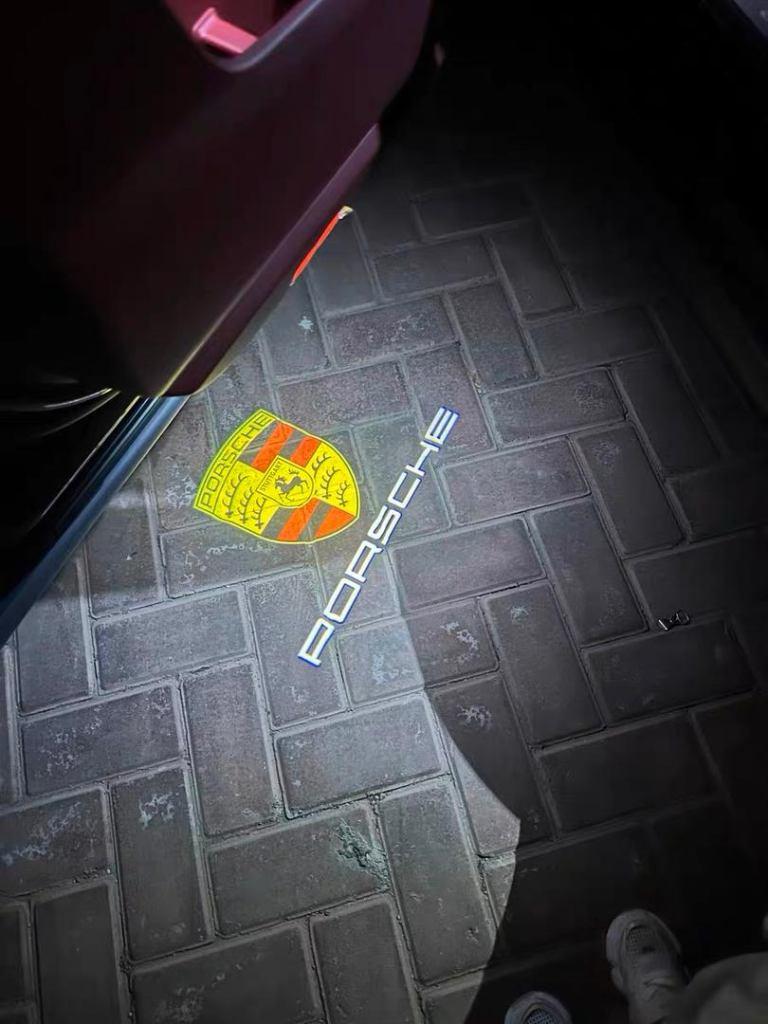 Porsche Logo Deurlichten / Cayenne / Macan / Panamera / 911, Ophalen of Verzenden