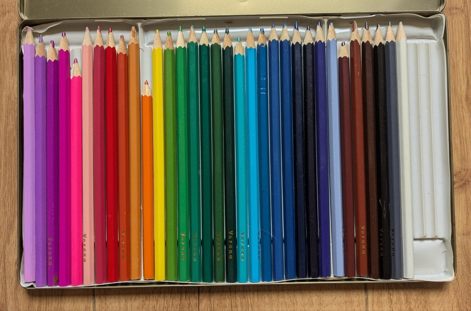 33 Kleurpotloden set in blik, Ophalen, Gebruikt, Potlood of Stift