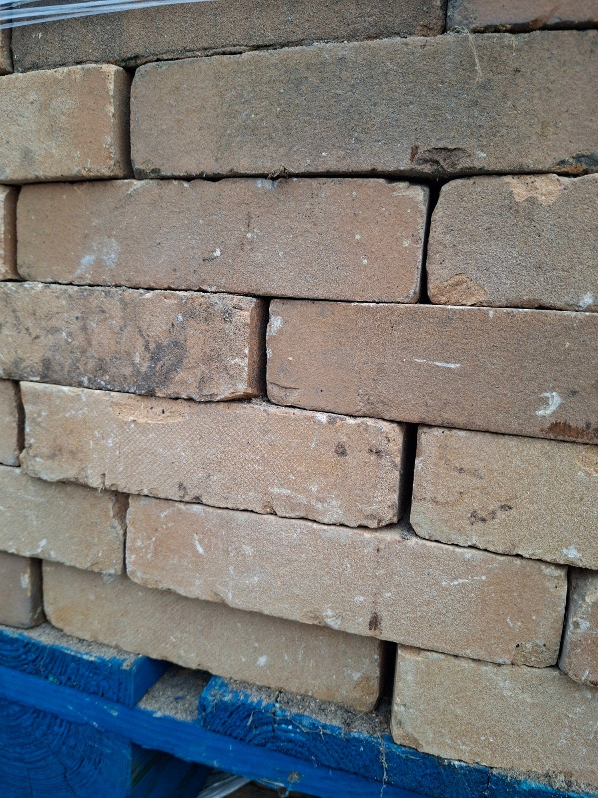 gebakken waaltjes brons/geel op pallets!, Tuin en Terras, Ophalen, Gebruikt, Keramiek, Klinkers