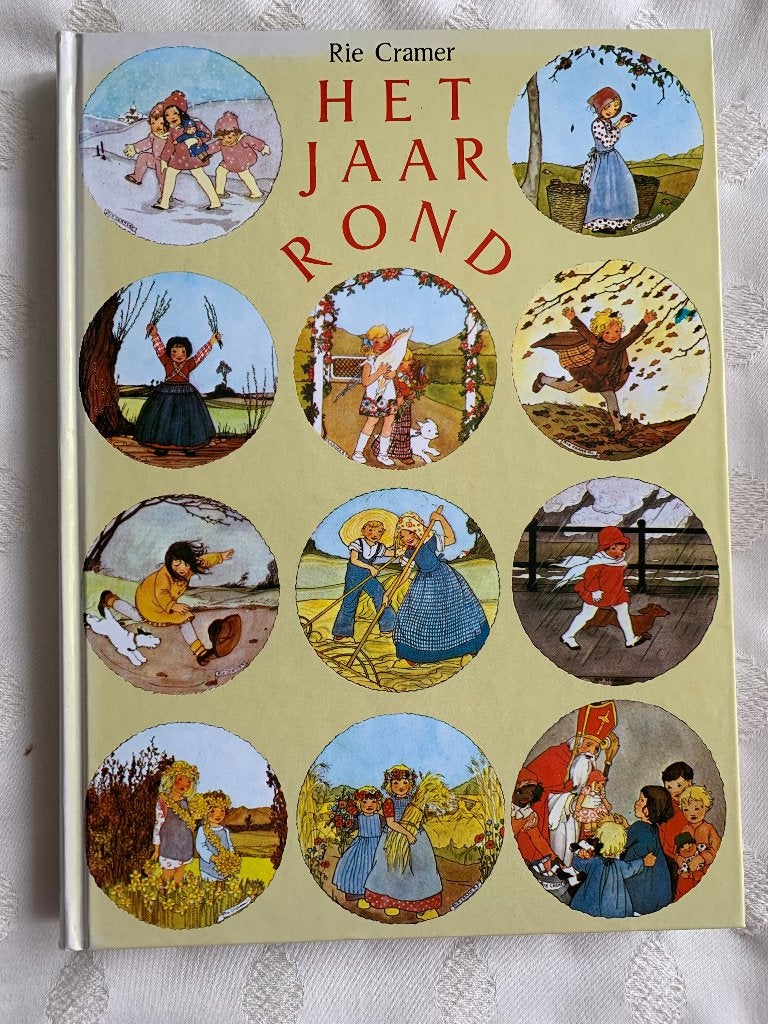 Rie Cramer - Het Jaar Rond (Kinderboek), Boeken, Ophalen of Verzenden, Zo goed als nieuw, Nederland, Rie Cramer