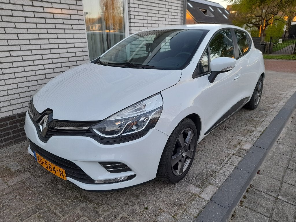 Renault Clio Energy TCe 90pk Eco2 S&S 2018 Wit, Auto's, Renault, Voorwielaandrijving, 898 cc, 1057 kg, Origineel Nederlands