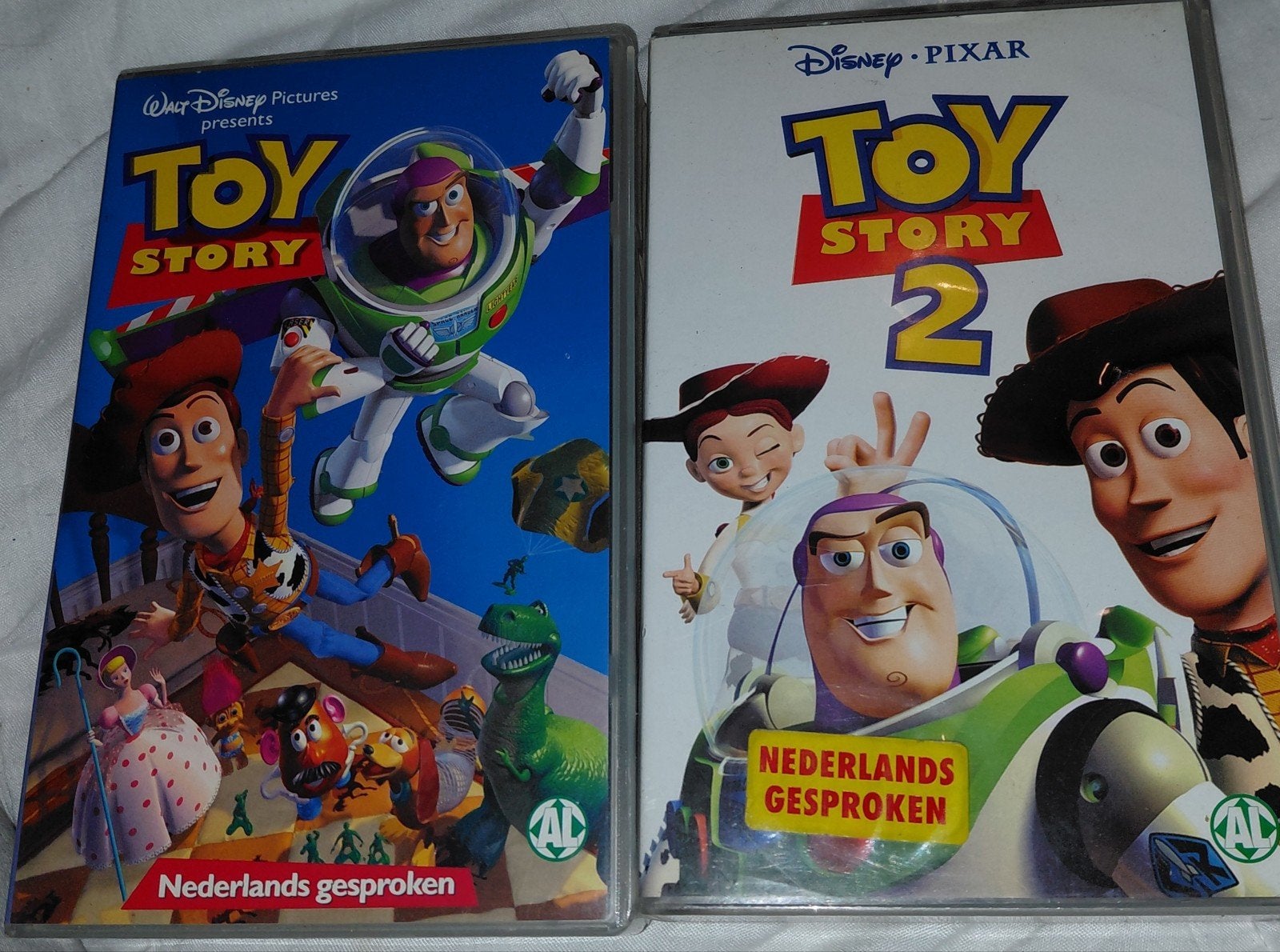 Toy Story 1 & 2 VHS - Nederlands Gesproken Walt Disney pixar, Gebruikt, Animatie, Inclusief doosje, Alle leeftijden