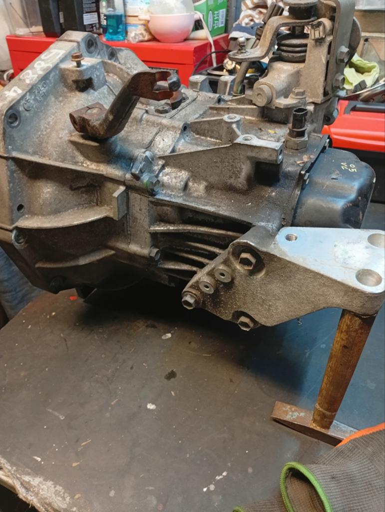 Versnelingbak Suzuki Alto 2011 1.0 12V DEFECK, Auto-onderdelen, Transmissie en Toebehoren, Ophalen of Verzenden, Suzuki