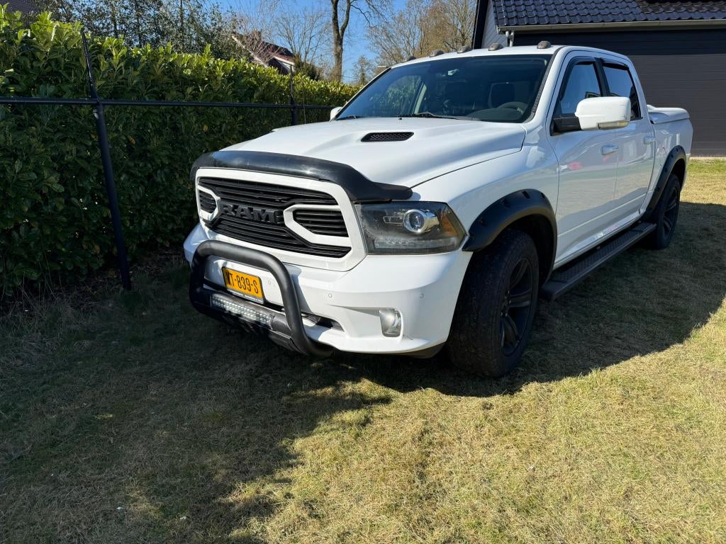 Dodge RAM Dodge RAM  sport 2016, Automaat, 5600 cc, Wit, Bedrijf