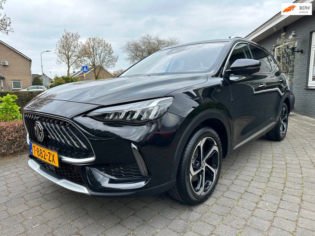 MG EHS 1.5 TGDI Luxury, Pano, Leder, Led, VOL!, Auto's, Gebruikt, 4 cilinders, 16 kWh, Zwart