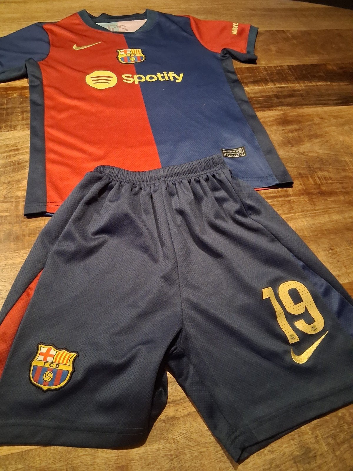 Voetbalshirt Lamine Yamal FC Barcelona maat 158, Maat XS of kleiner, Ophalen of Verzenden, Zo goed als nieuw, Set