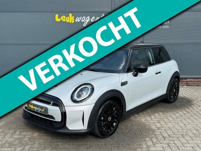 Mini Mini Electric Classic *stoelv. *carplay *camera *navi *, Auto's, Gebruikt, 33 kWh, 4 stoelen, Leder