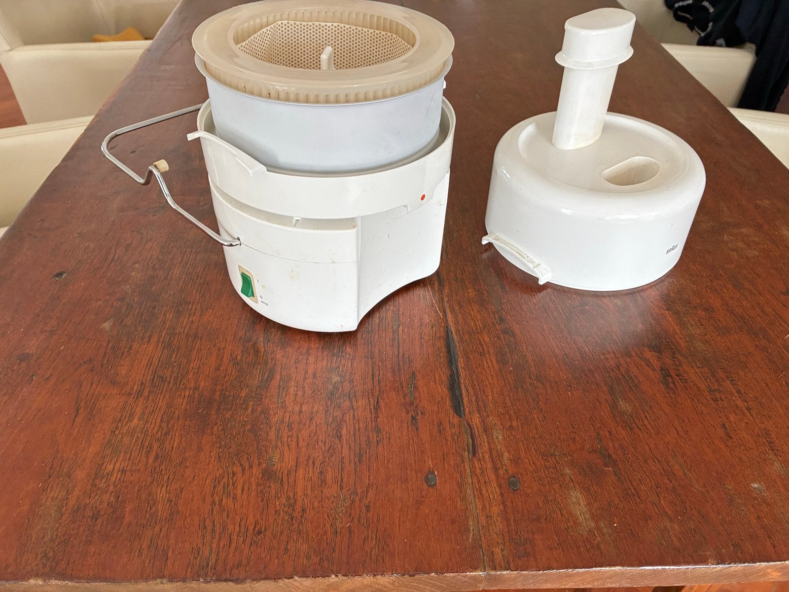 Braun sapcentrifuge voor groente en fruit - Maak smoothies, Minder dan 1 liter, Ophalen of Verzenden, Gebruikt, 1 snelheid