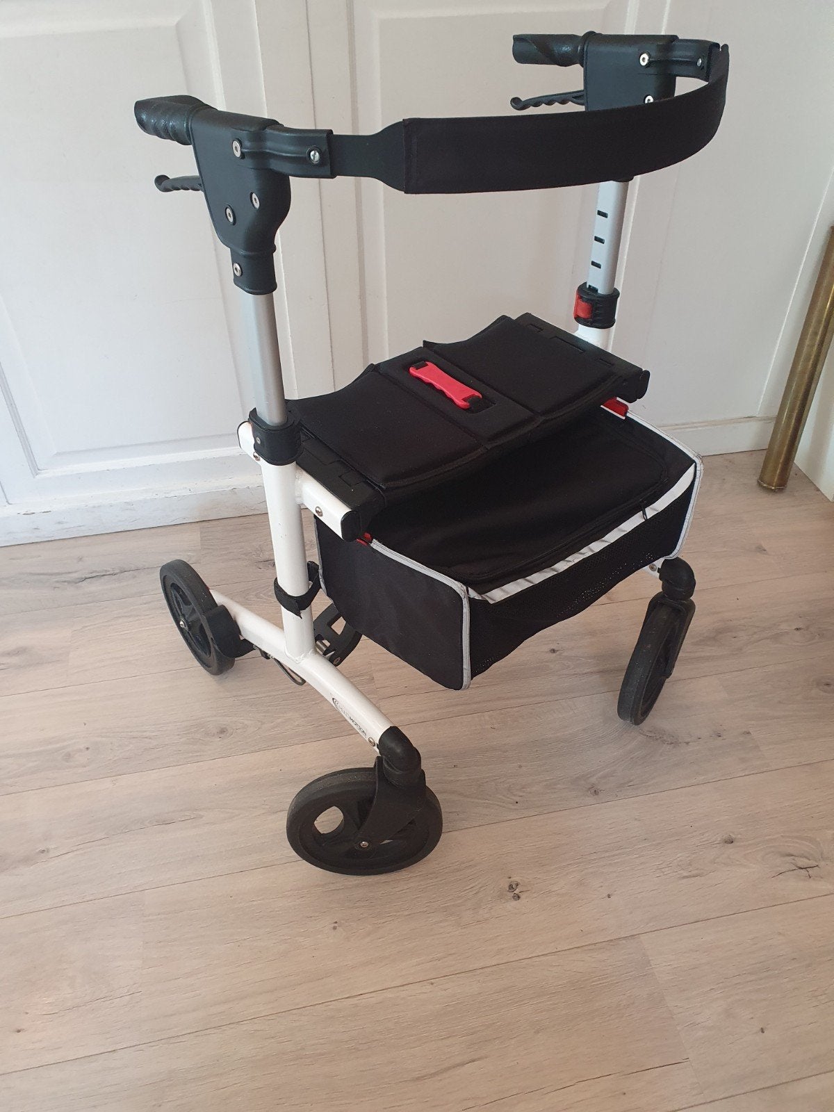 Lichtgewicht rollator multimotion, Onbekend, Zo goed als nieuw, Onbekend, Multimotion