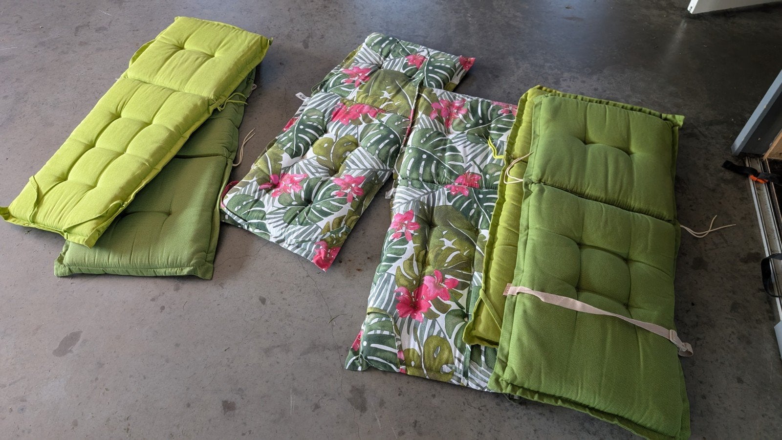6 Tuinkussens voor tuinstoelen - Groen en Tropisch Print, Tuin en Terras, Tuinmeubel-accessoires, Ophalen of Verzenden, Gebruikt