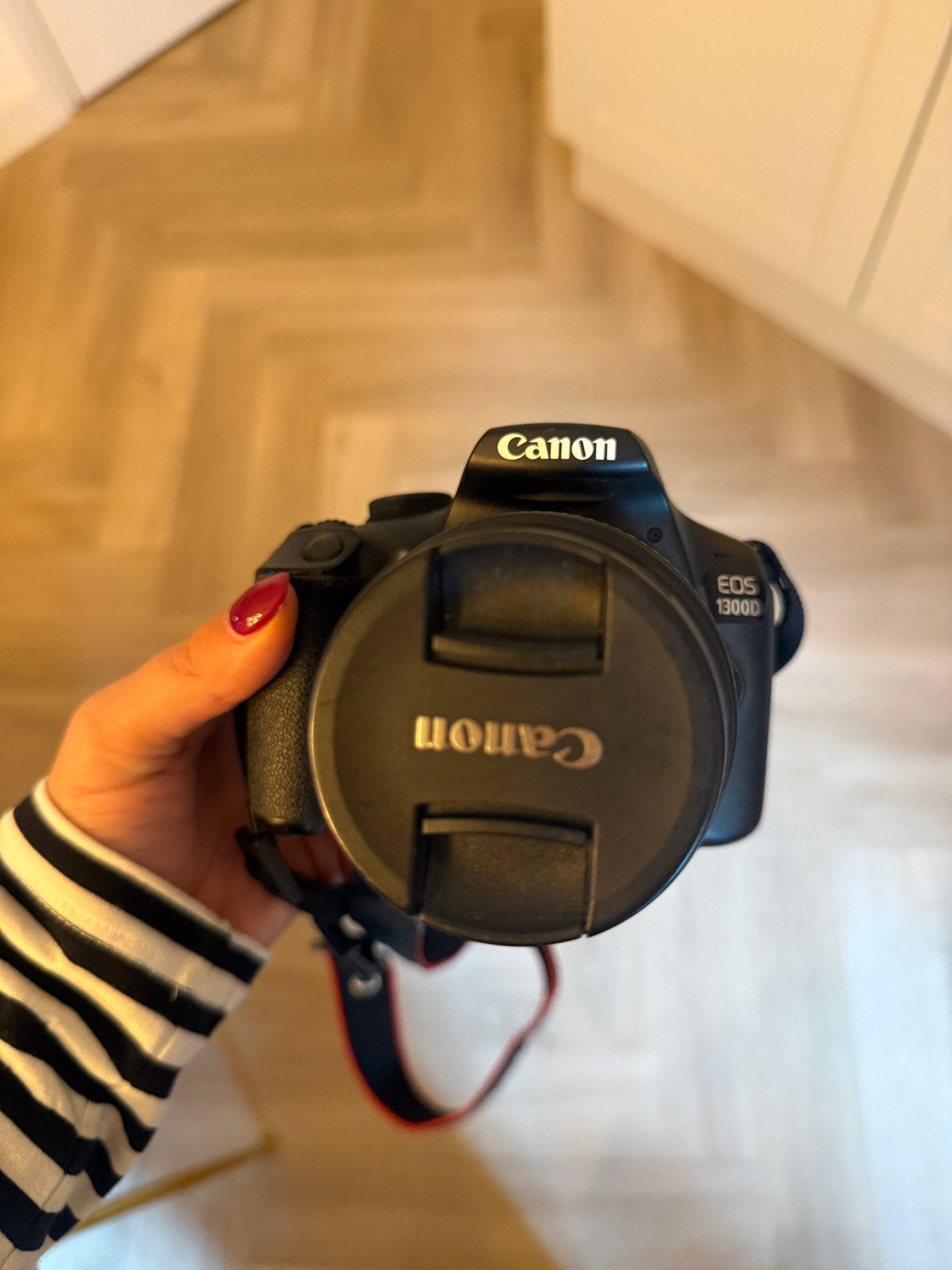 Foto 4 van Canon EOS 1300D + 18-55mm + 50mm f/1.8 lens | Complete set