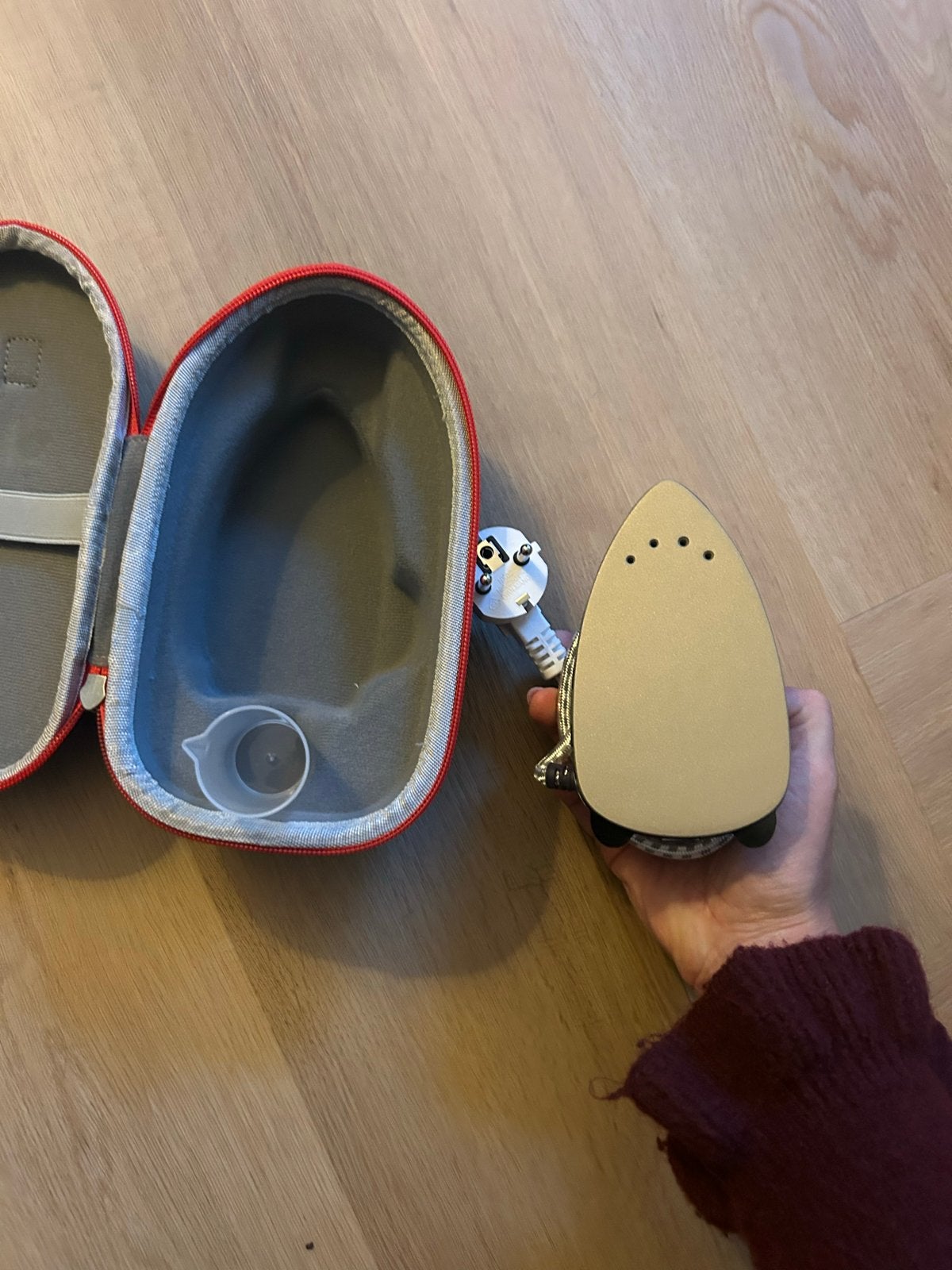 Prym 911915 Mini Stoomstrijkijzer met Reisetui, Witgoed en Apparatuur, Strijkijzers en Strijkplanken, Ophalen, Zo goed als nieuw