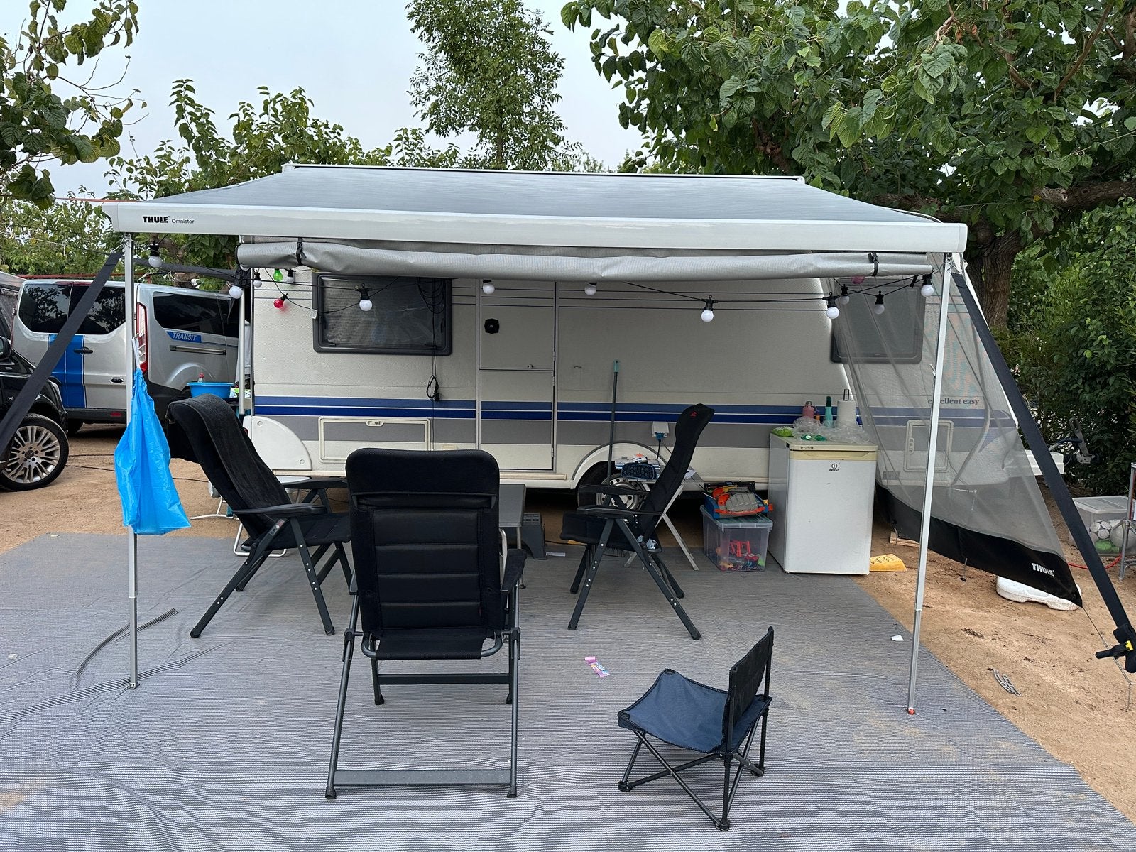 Hobby Excellent Easy 495, Rondzit, Hobby, Frans bed, Particulier