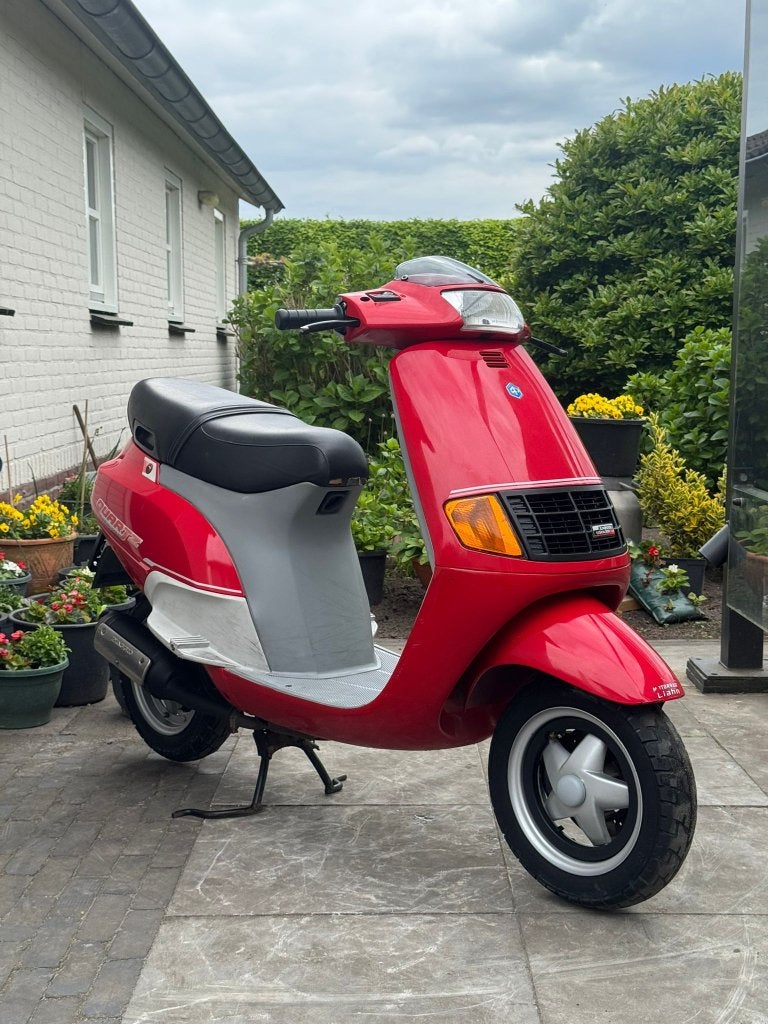 ️Piaggio Quartz 50cc 2 takt 9822 km nieuwstaat️, Fietsen en Brommers, Scooters | Piaggio, Niet ingevuld, Niet ingevuld, Niet ingevuld