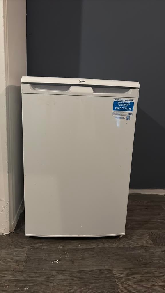 Beko vriezer– ideaal voor kleine ruimtes!, Witgoed en Apparatuur, Vriezers en Diepvrieskisten, Ophalen, Minder dan 85 cm, Nieuw