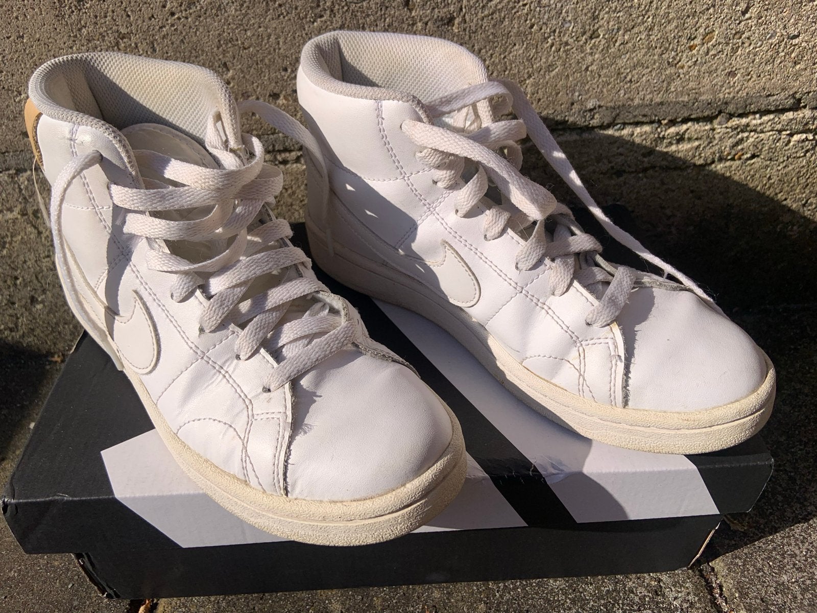 Nike Court Borough Mid 2 sneakers wit maat 38, Kleding | Dames, Ophalen of Verzenden, Gedragen, Wit, Sneakers of Gympen