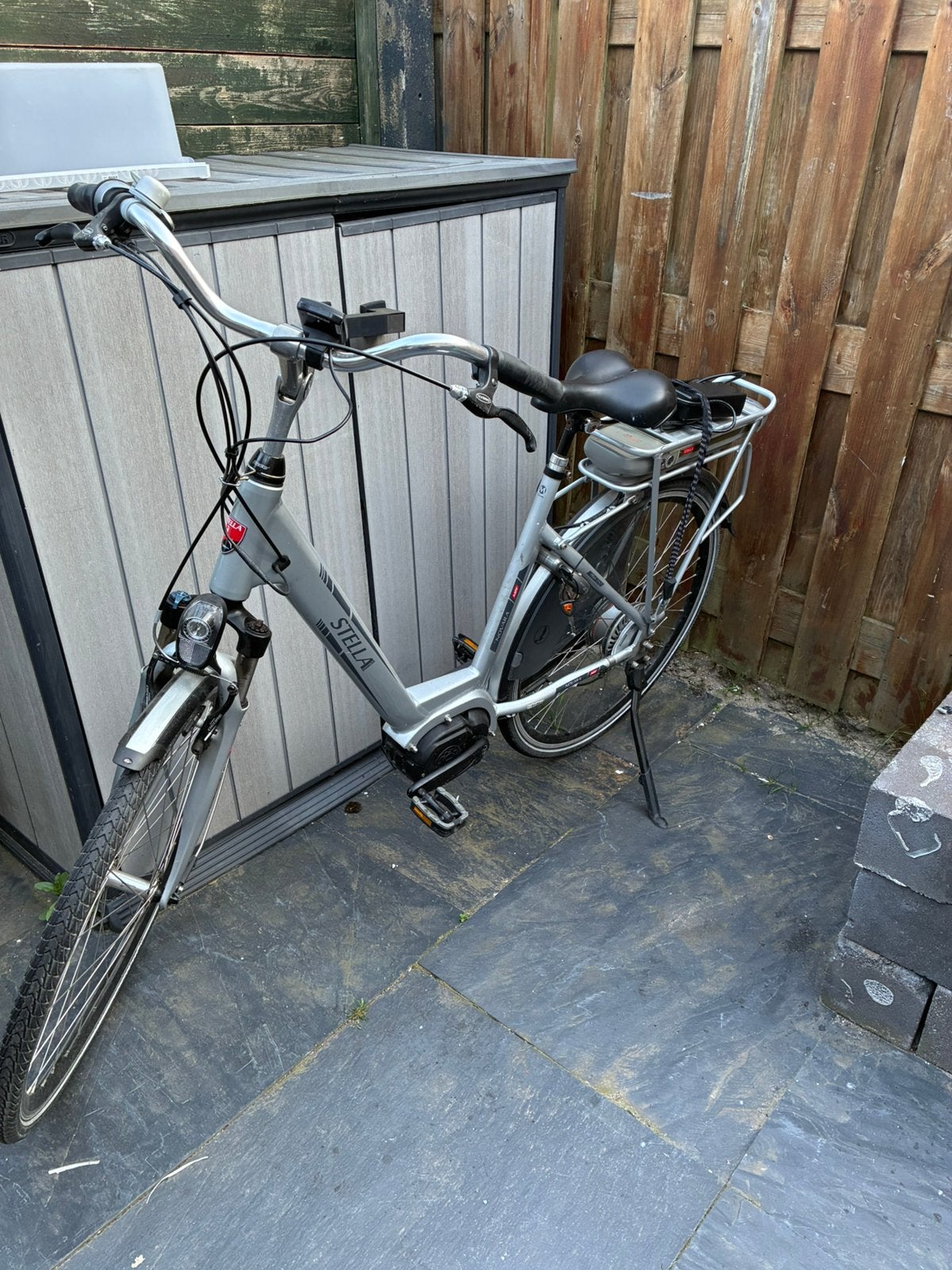 Dames elektrische Stella  defect, 51 tot 55 cm, Ophalen of Verzenden, Zo goed als nieuw, Overige merken
