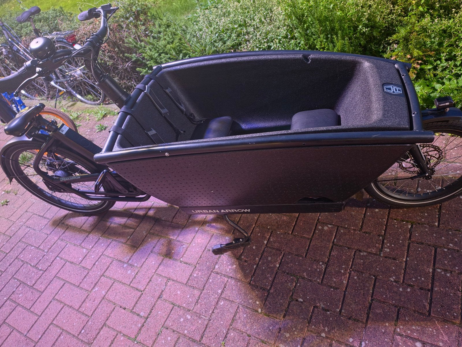 🚲 Urban Arrow Bakfiets – 2.800 km – Zeer nette staa, Elektrisch, Ophalen of Verzenden, Zo goed als nieuw, 2 kinderen