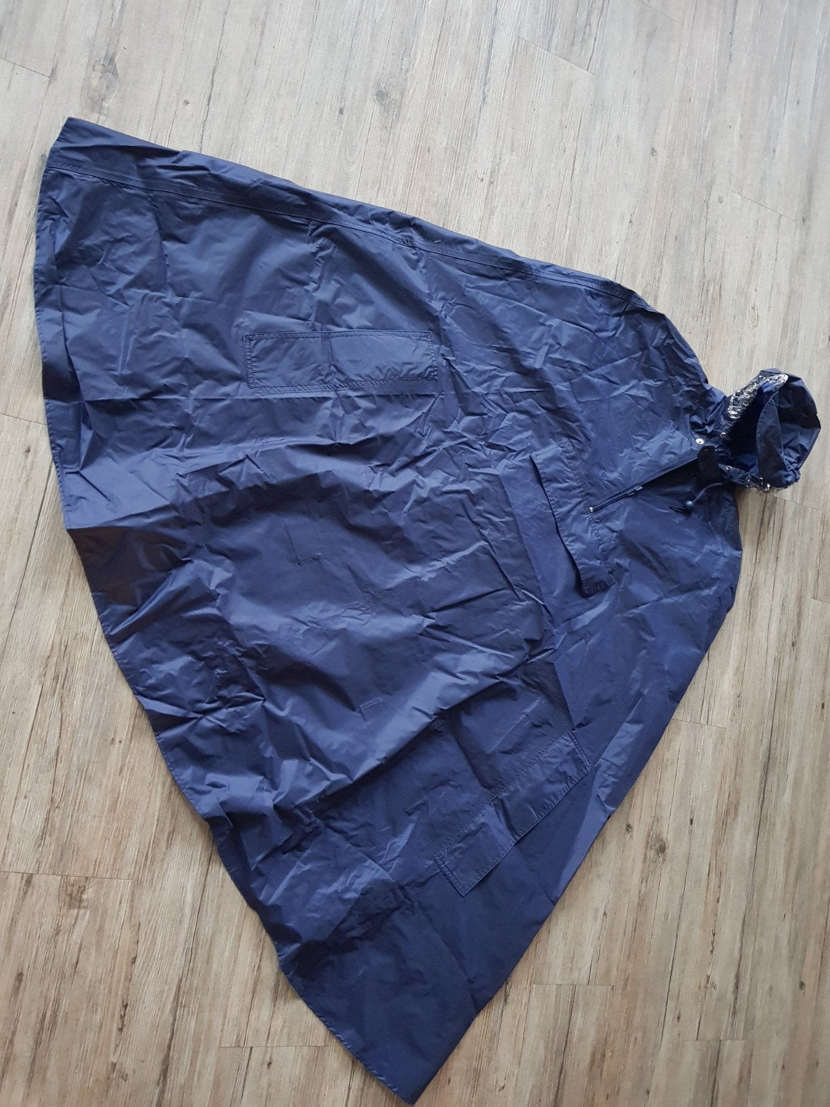 Regenponcho, Ophalen of Verzenden, Zo goed als nieuw