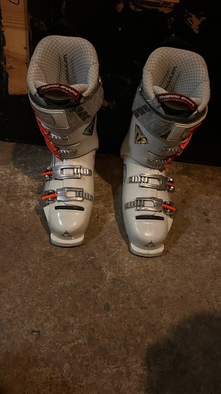 Fischer Vacuum 110 skischoenen, Sport en Fitness, Ophalen, 100 tot 140 cm, Schoenen, Skiën