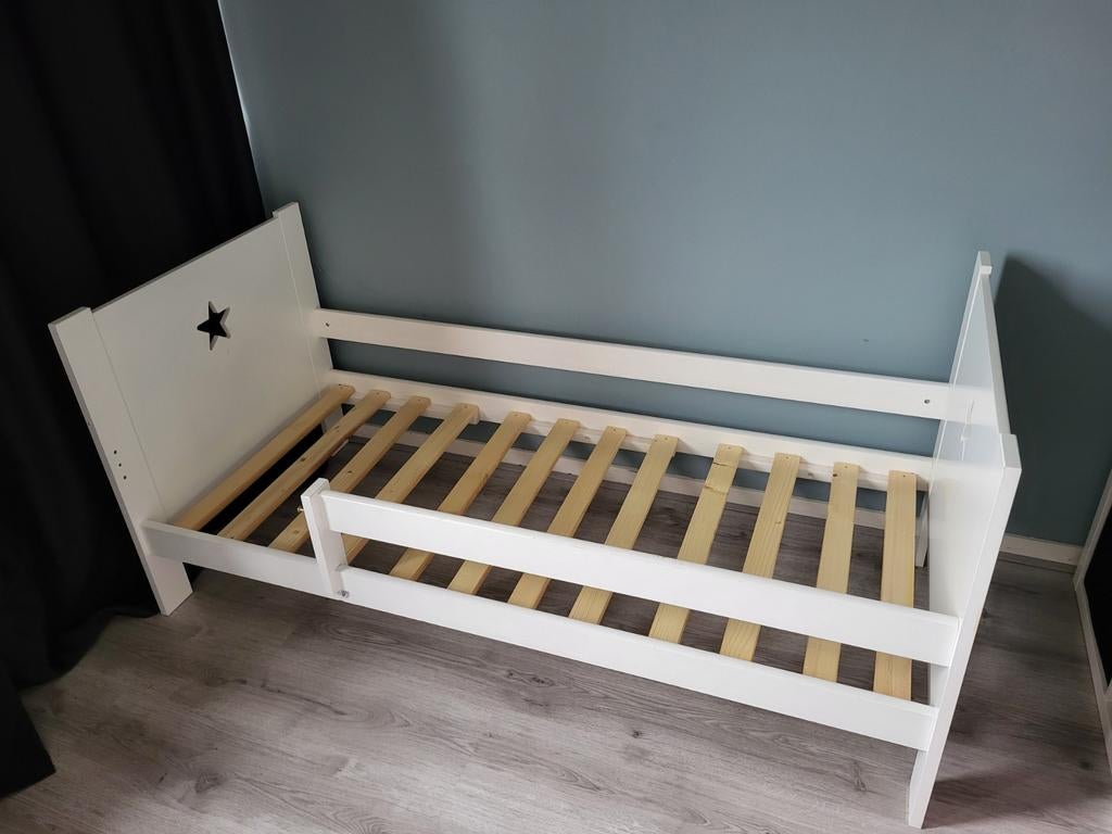Peuterbed Petit Amelie, Ophalen, Gebruikt, 140 tot 160 cm, 70 tot 85 cm