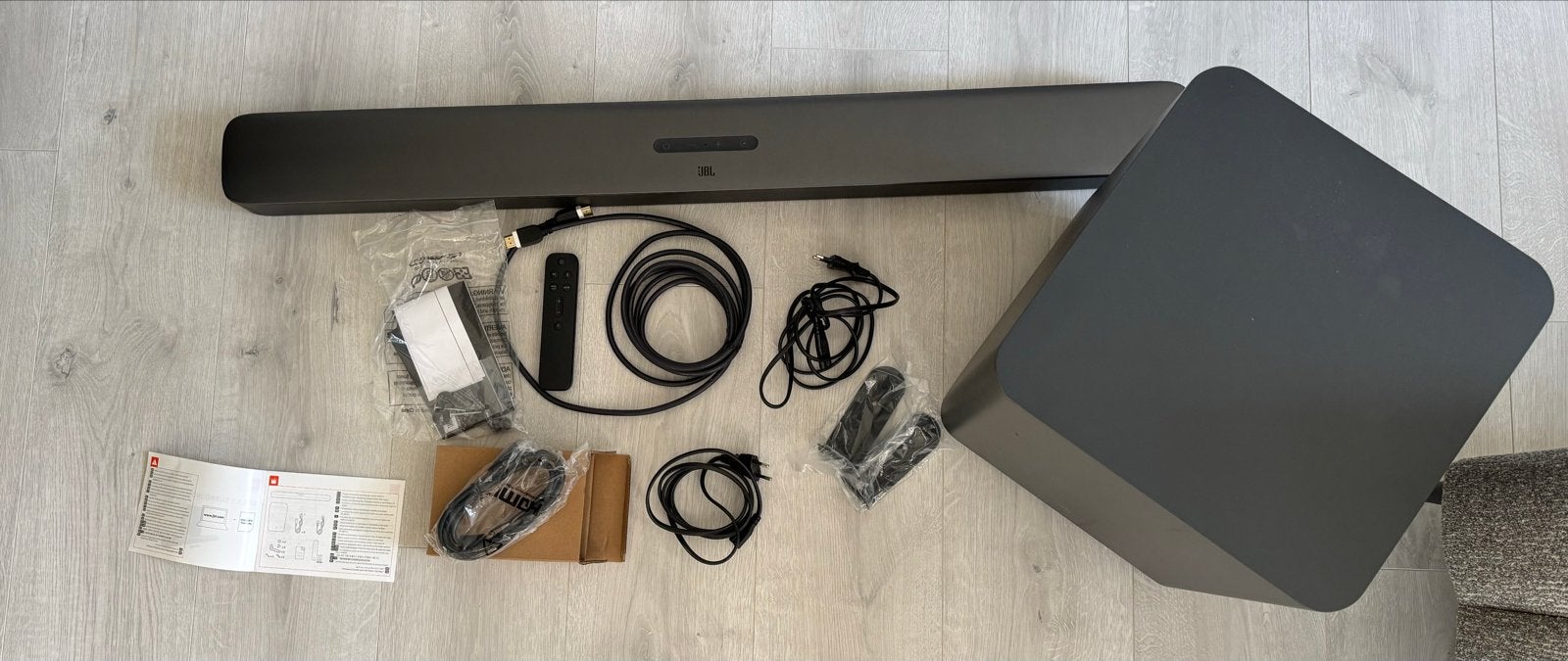 JBL Bar 5.1 Surround Soundbar met Subwoofer, Audio, Tv en Foto, 70 watt of meer, Zo goed als nieuw, 5.1-systeem, Overige spelers