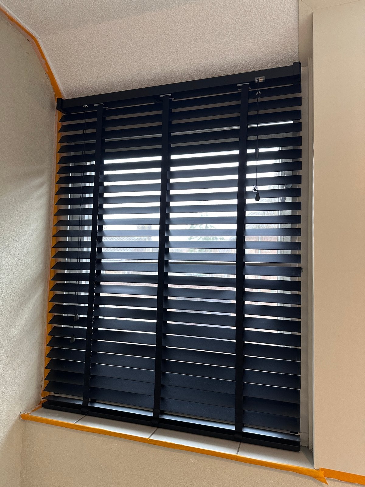 2x Luxaflex zwarte houten jaloezieën B100 x H130cm, Ophalen, Zwart, Hout, Zo goed als nieuw