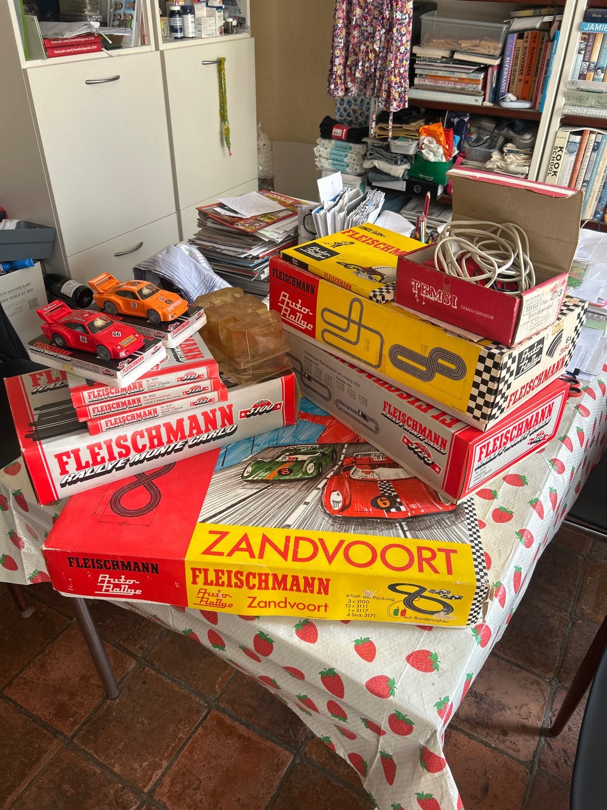 Grote collectie Fleischmann racebanen en auto's, Kinderen en Baby's, Speelgoed | Racebanen, Ophalen, Fleischmann, Met looping